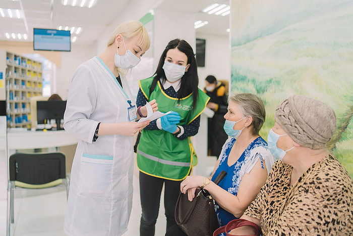 В рамках нацпроекта «Демография» в 2021 году в регион поступят еще 8 спецавтомобилей для перевозки пожилых и маломобильных граждан